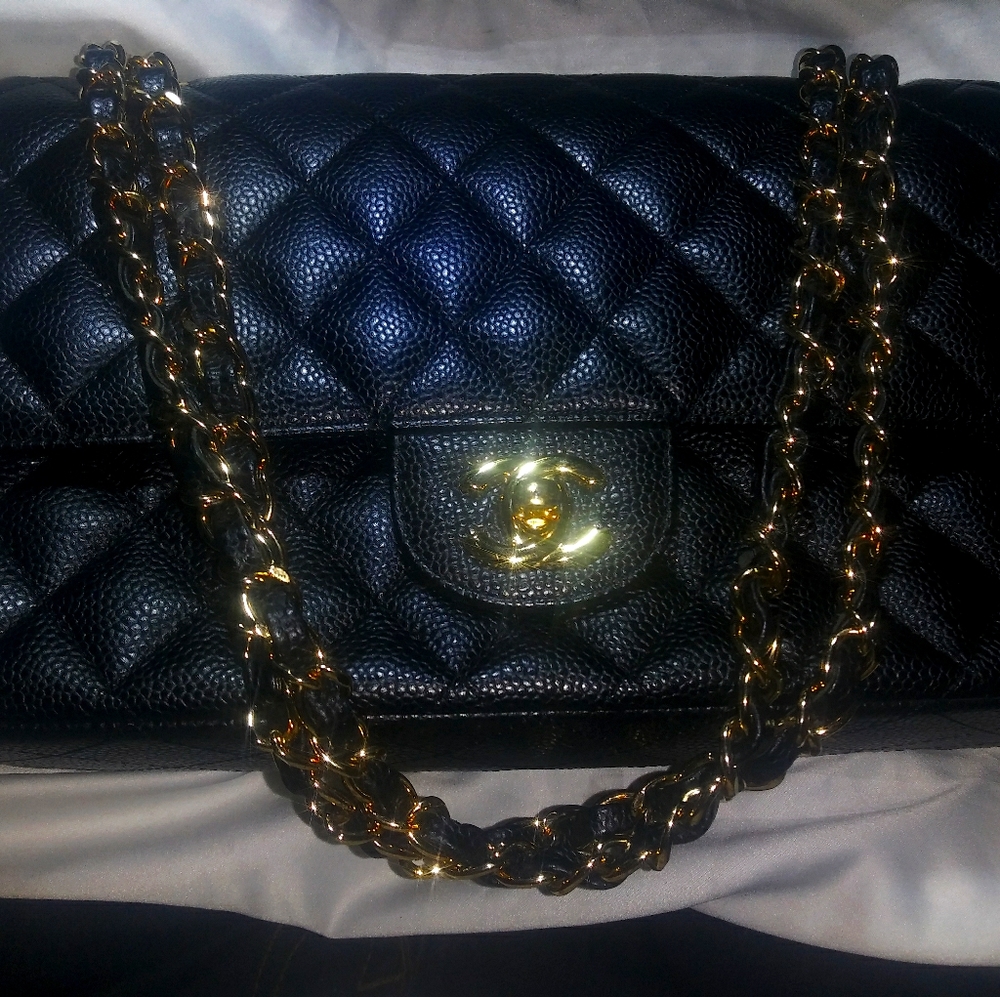 Chanel purse classic